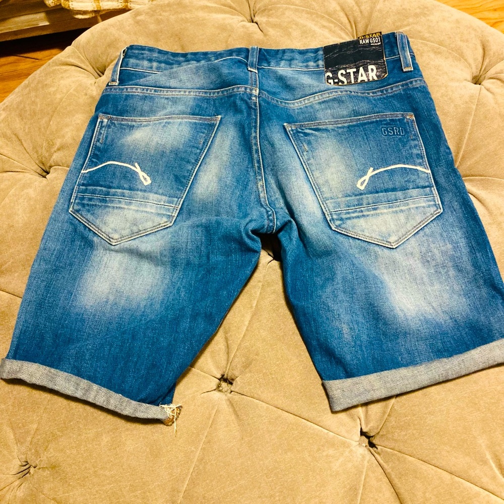 Awesome stone washed jeans shorts by G-STAR RAW